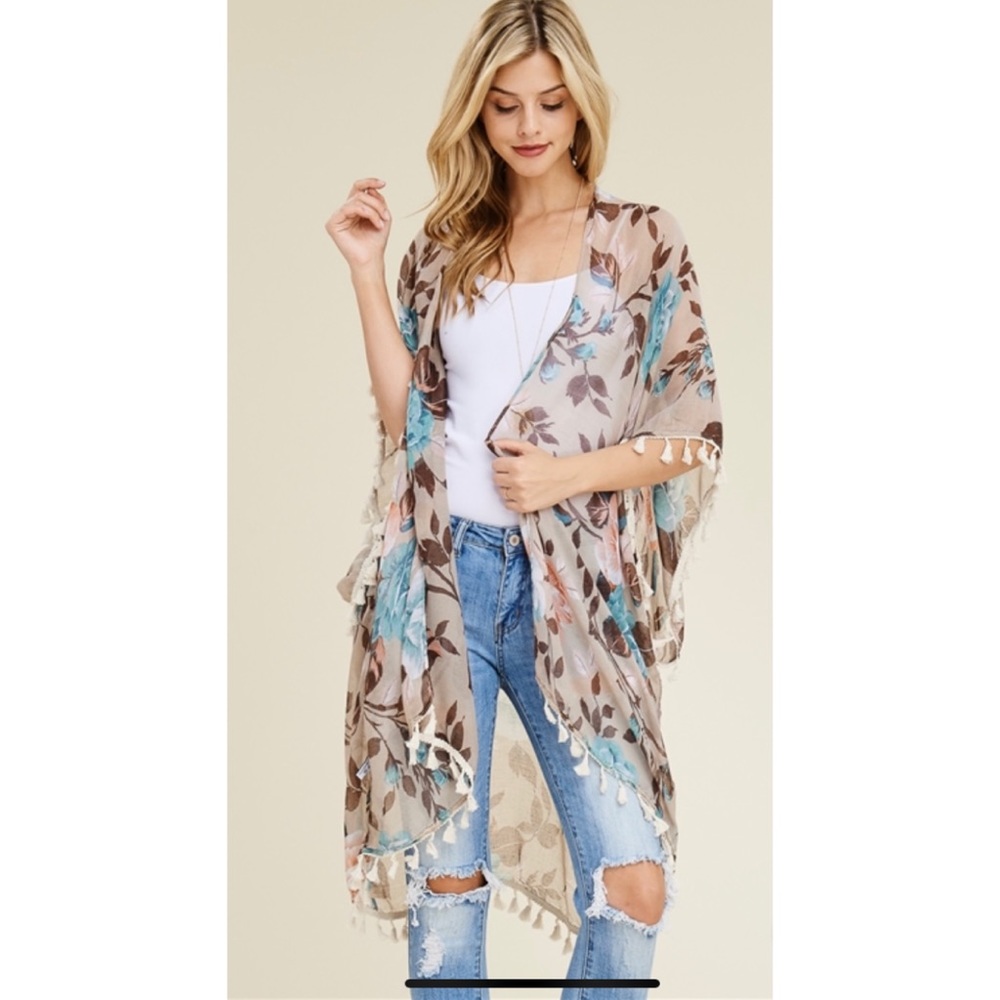 Khaki Floral Tassel Kimono - Picture 3 of 5
